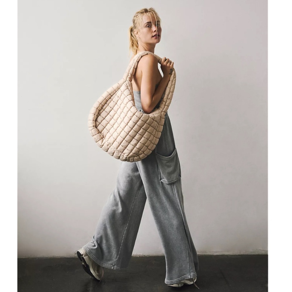 SOLD NWOT FP Movement Quilted Carryall Hobo Crossbody Packable Bag - Off White - Picture 2 of 11